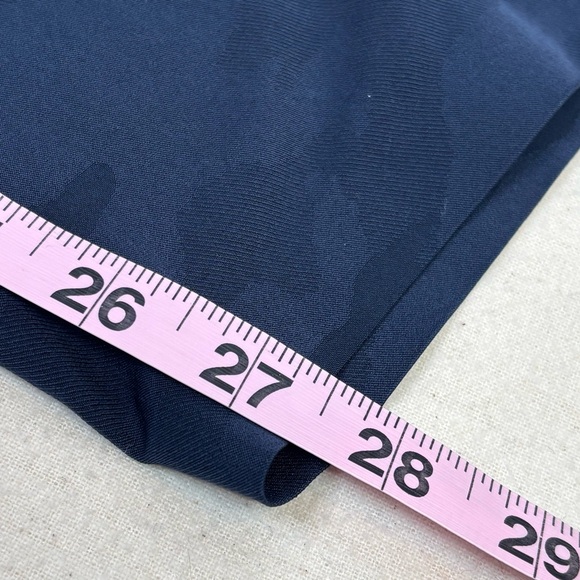 Athleta Brooklyn Ankle Camo Print Pant Plus Size 26 Navy Blue Camo 27.5” Inseam - Picture 15 of 16